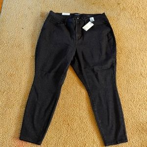 Judy blue 22w skinny fit midrise leopard detail